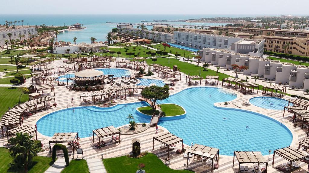 Sunrise Crystal Bay Resort Grand Select