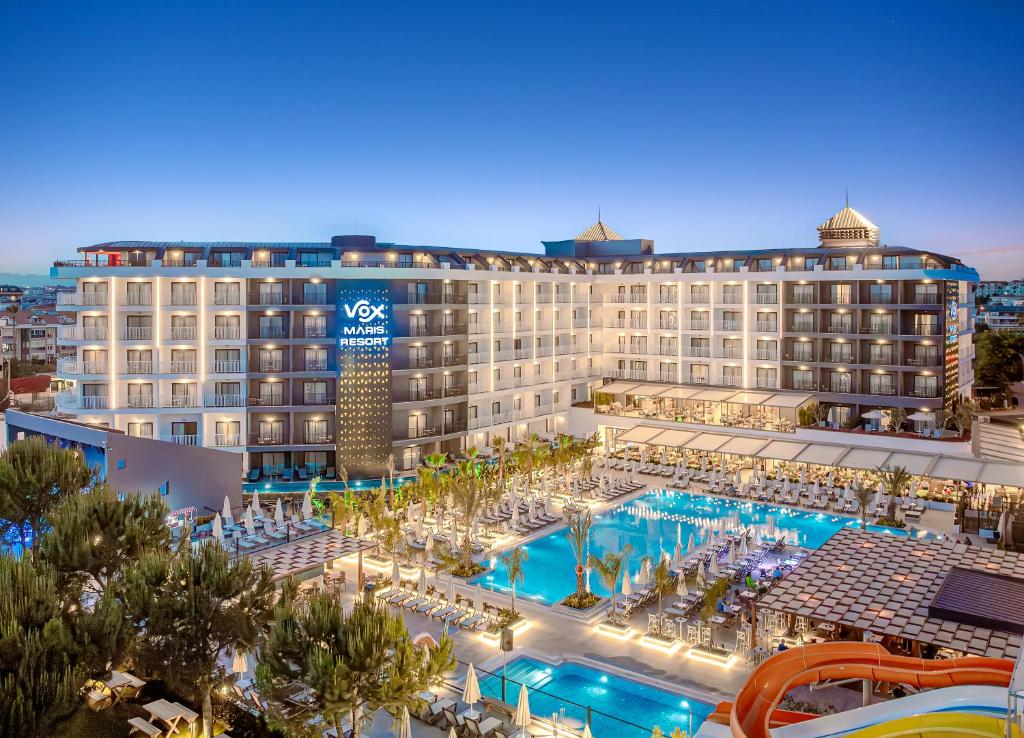 Water Side Resort & Spa